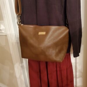 Elegant Brown Leather Shoulder Bag